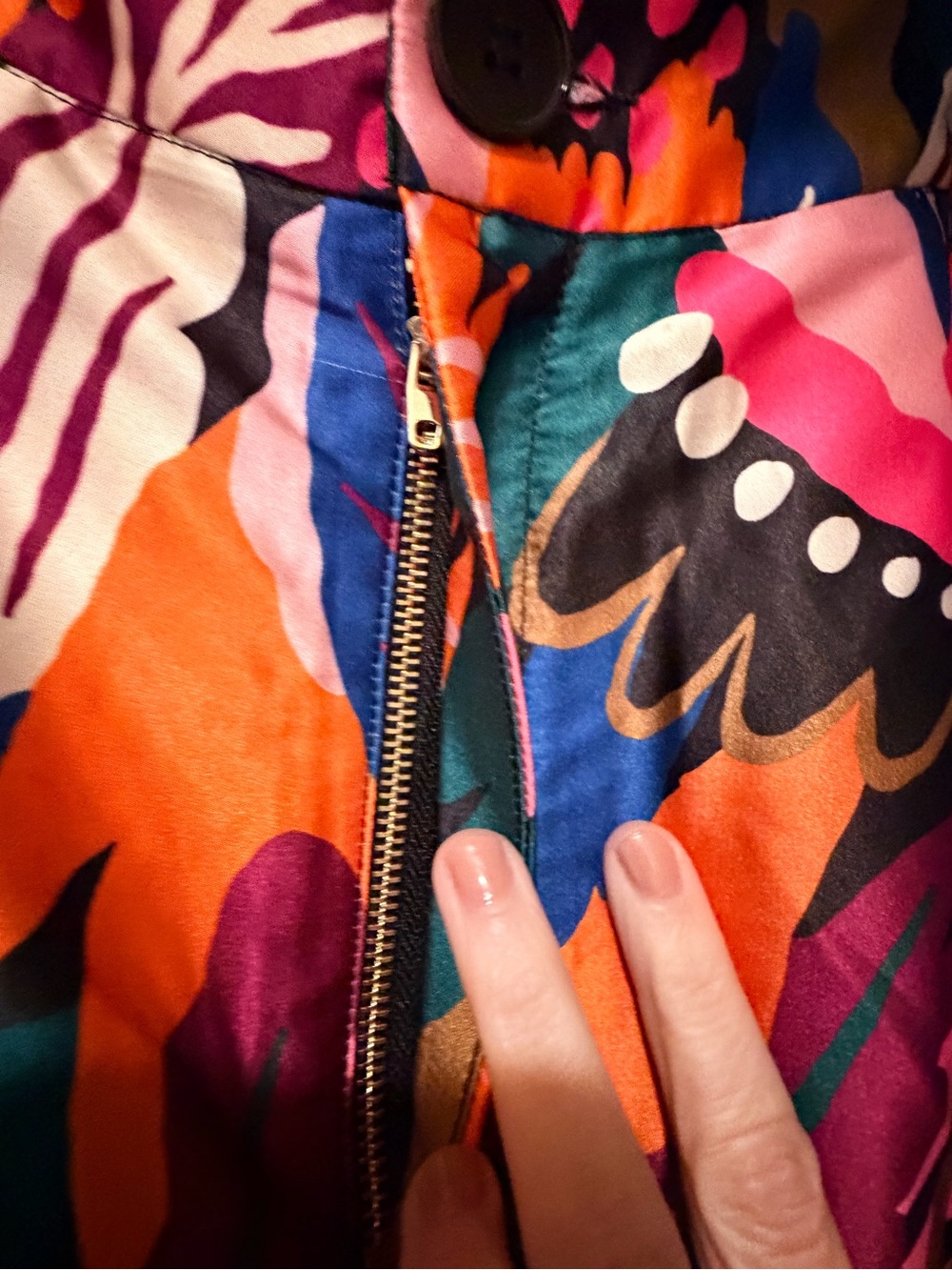 Vibrant Pink & Orange Tropical Circle Shorts - Picture 5 of 10